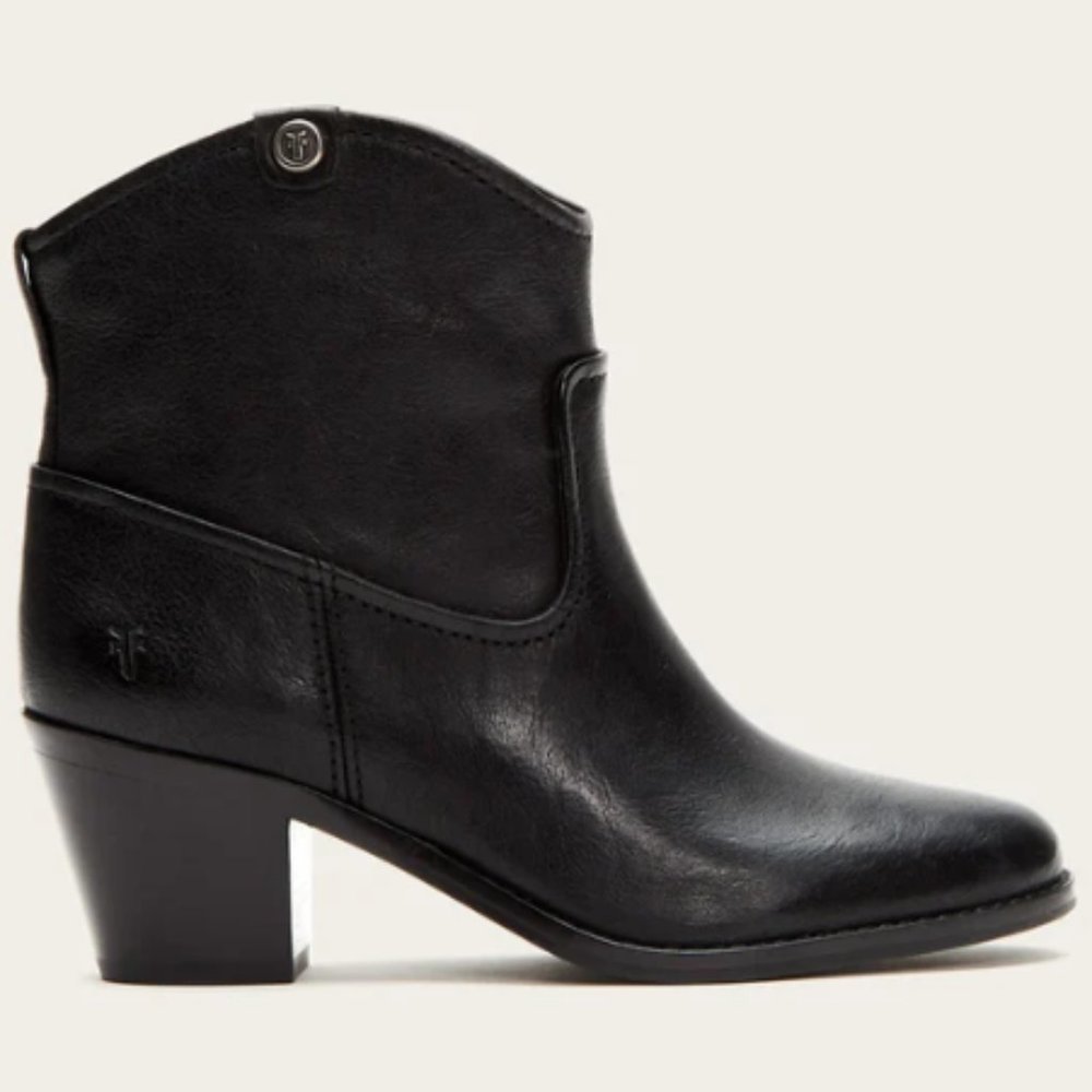 Womens Frye Jolene Pull-On Short, Boots Black Leather,  37/6.5,  MSRP $298